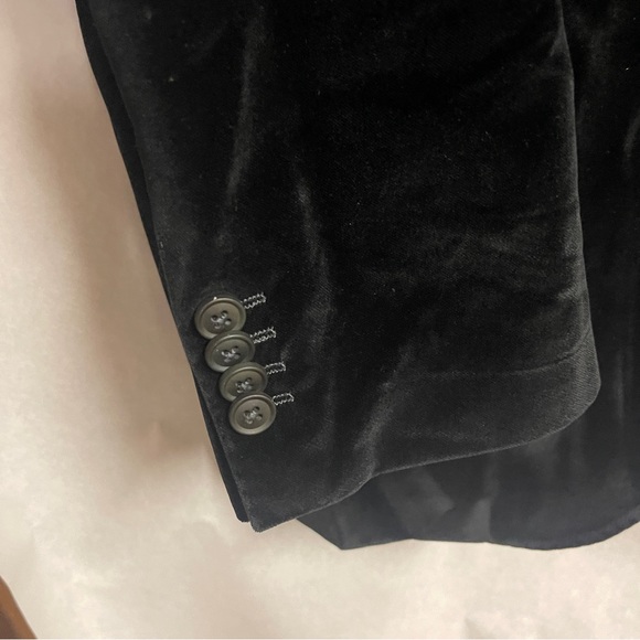 Hugo Boss black velvet blazer - Picture 3 of 7